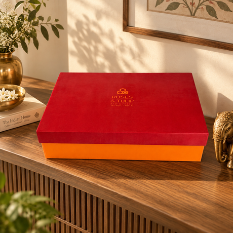Close box view of the A Beautiful Gesture luxury hamper and its contents